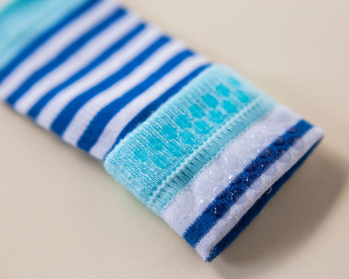 Cruz kids socks: close-up of silicone dots inside a turquoise cuff. Squid Socks, the brand seen on Shark Tank.