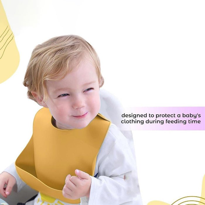 Baby Wearing Baby Silicon Bib.