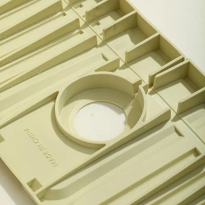 Design of Kitchen Sink Splash Guard.