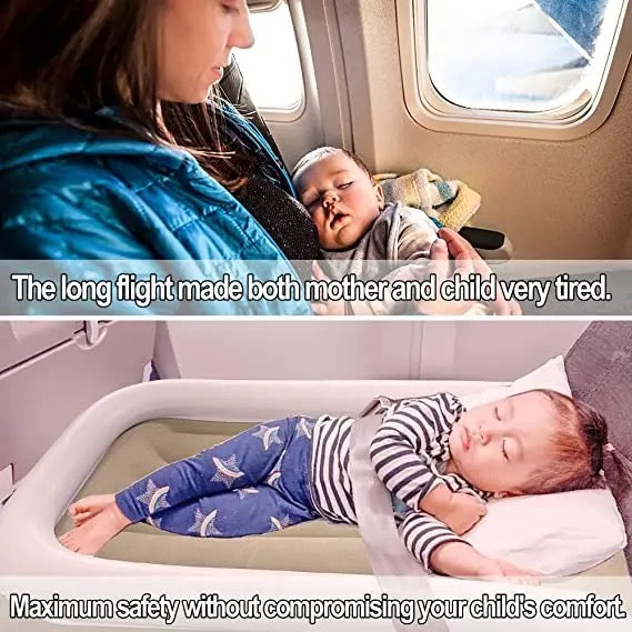 child and mom enjoying the travel