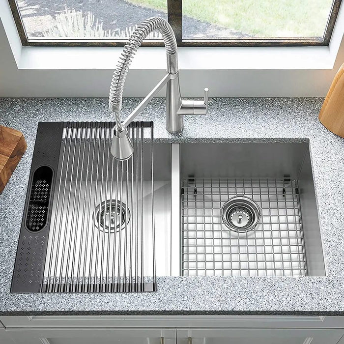 Sink Dish Drainer in Kitchen Sink.