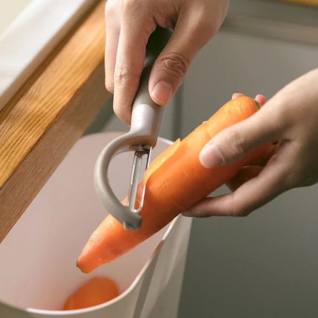 Ultra Sharp Fruit and Vegetable Peeler