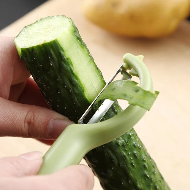 Ultra Sharp Fruit and Vegetable Peeler